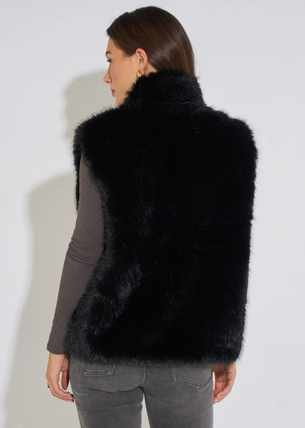 Gini London Black Boxy Faux Fur Gilet - L/XL Image 2