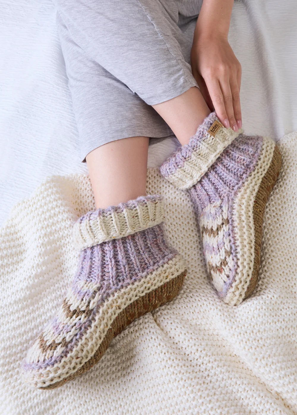 Totes Purple/Oat Mix Purple Chunky Knit Booties with Sherpa Lining - One Size Image 3