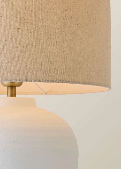 ValueLights Reid White Large Ribbed Ceramic Table Lamp - L Image 4