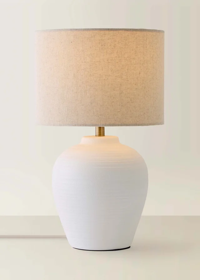 ValueLights Reid White Small Ribbed Ceramic Table Lamp