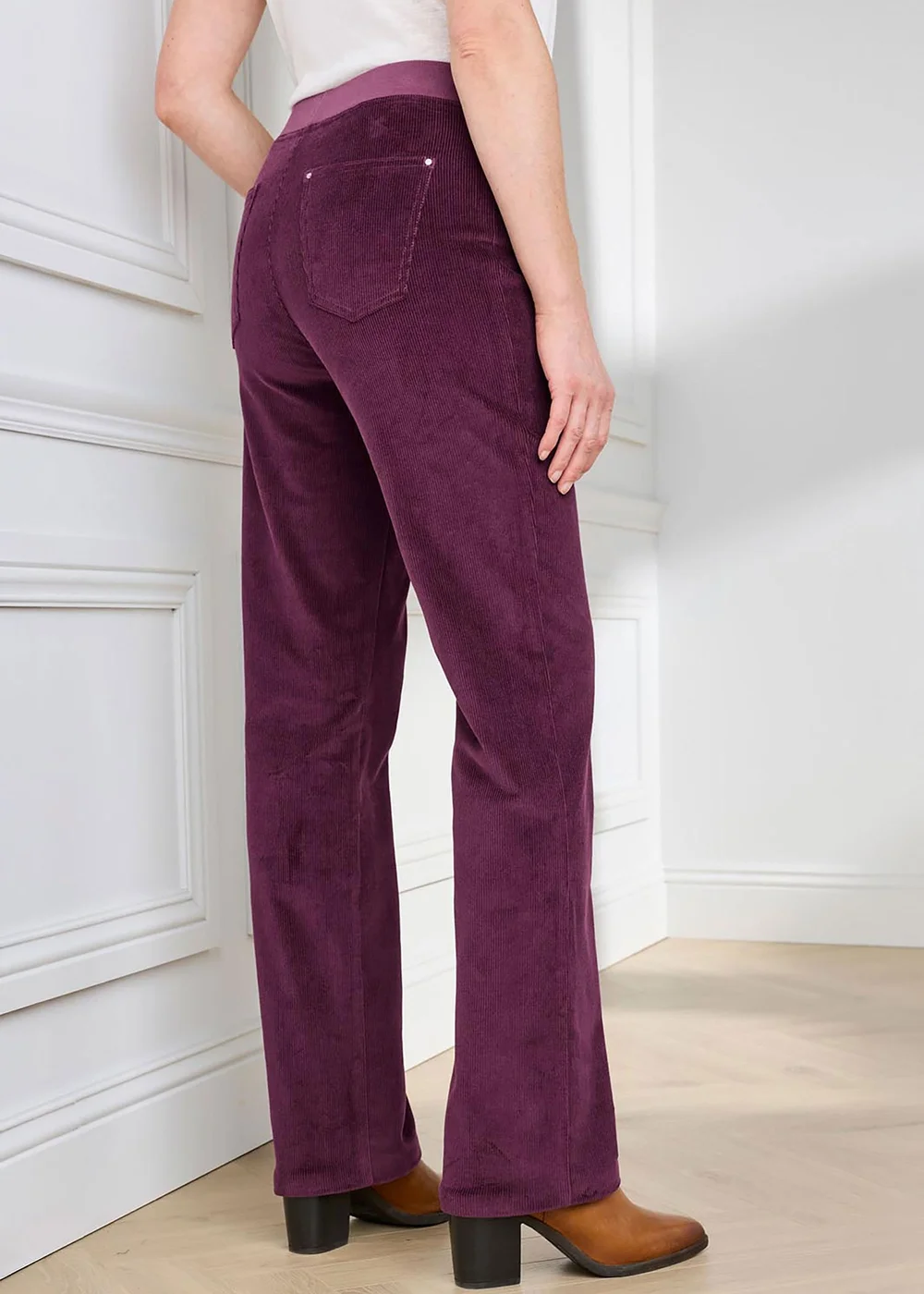 Cotton Traders Mulberry Premium Pull On Cord Trousers - 22/L27 Image 3