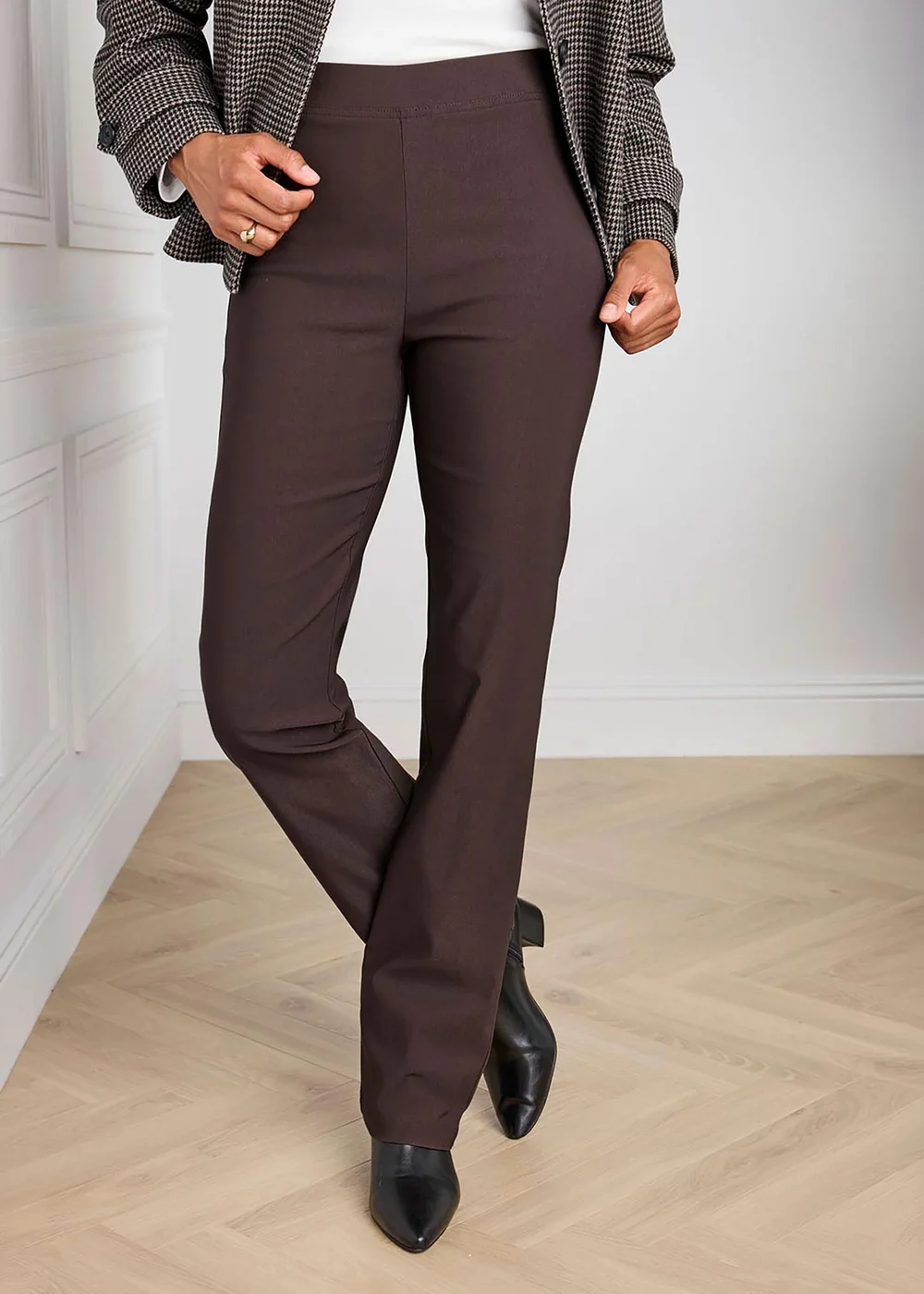 Cotton Traders Chocolate Super Stretchy Straight Leg Pull On Cosy Trousers - 8/L29 Image 1