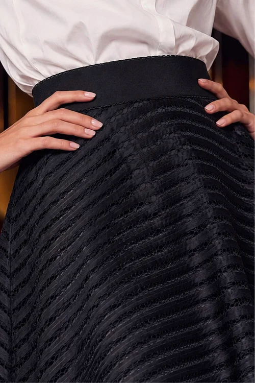 Roman Black Lace Circle Skirt - 14 Image 4