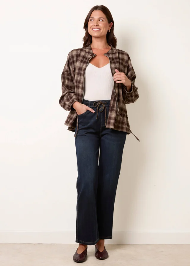 Blue Vanilla Navy Jeans With Stitching Back Pockets