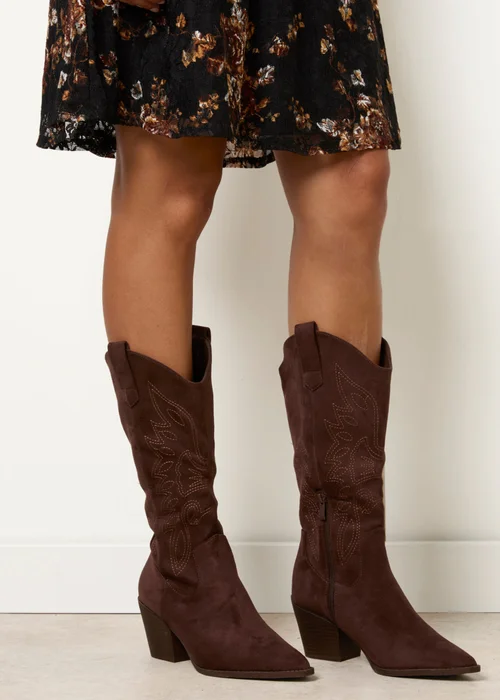 Blue Vanilla Brown Suede Cowboy Boots - 8 Image 5