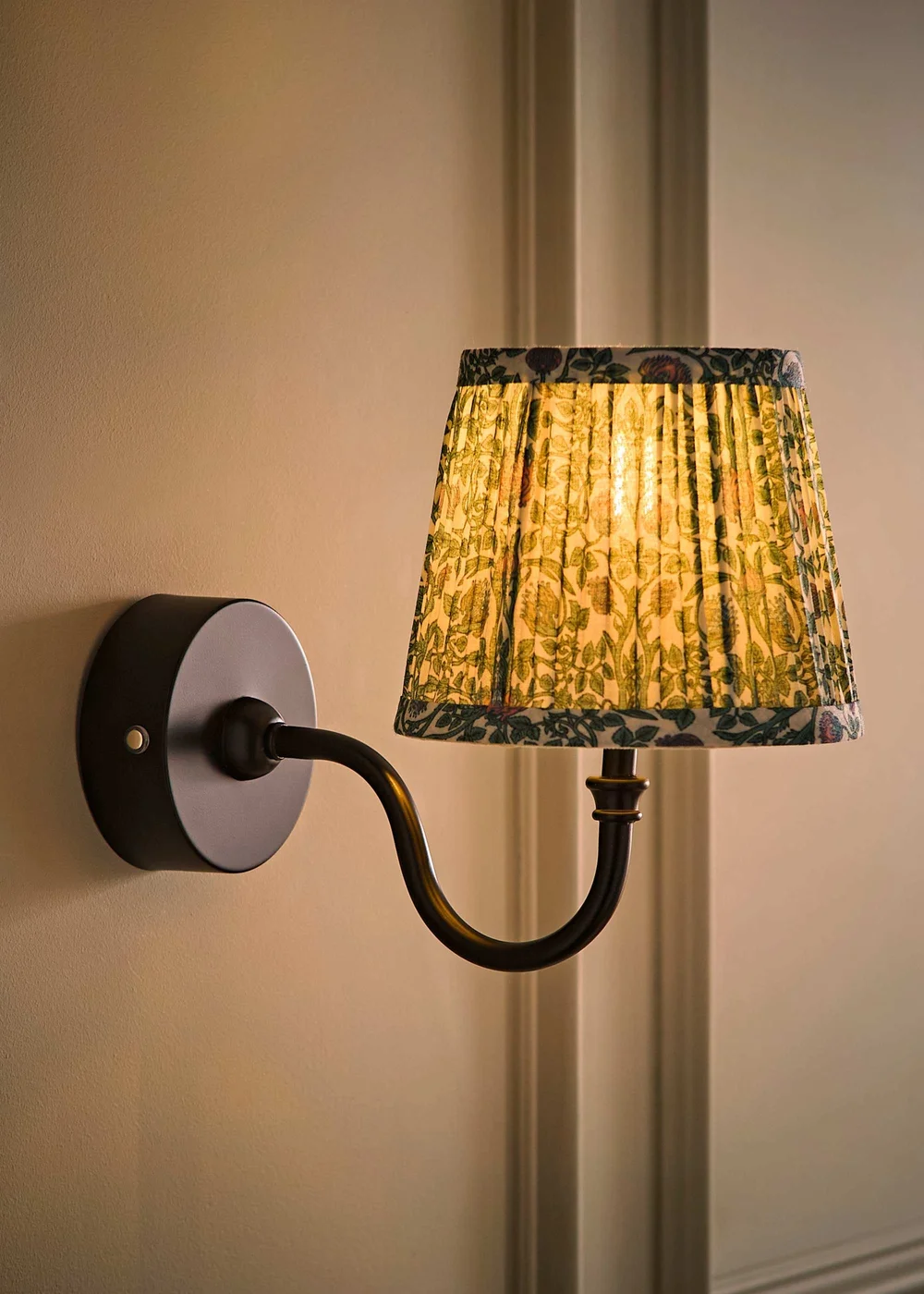 ValueLights Lowe Matte Black Rechargeable Wall Light with Floral Pleated Shade - One Size Image 2