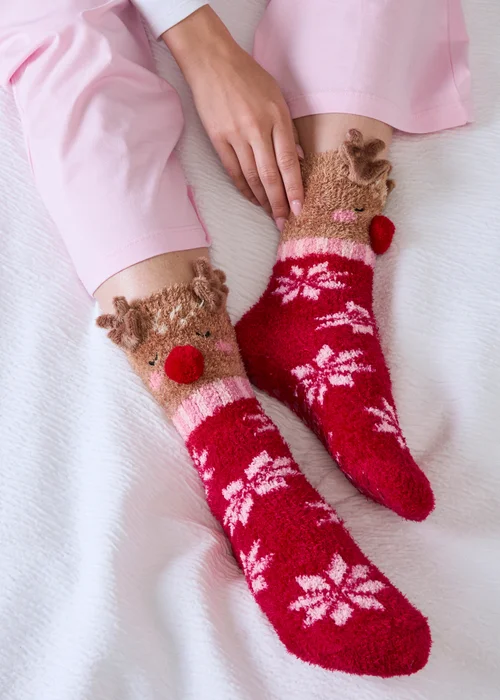 Totes Reindeer Red Novelty Super Soft Slipper-Socks - One Size Image 3