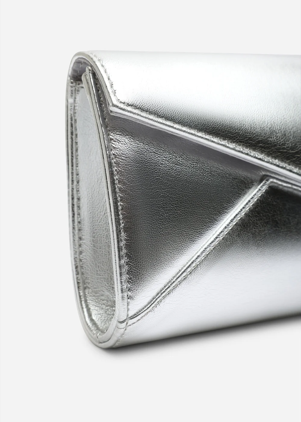 Where's That From Moxira Asymetric Envelope Cltuch Bag In Silver Metallic - One Size Image 4