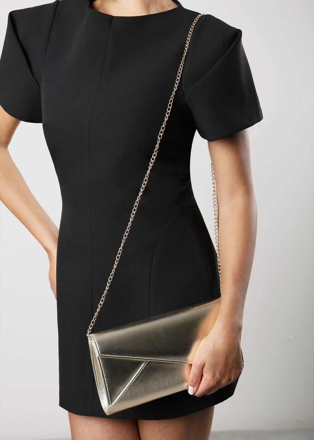 Where's That From Moxira Asymetric Envelope Cltuch Bag In Gold Metallic - One Size Image 5
