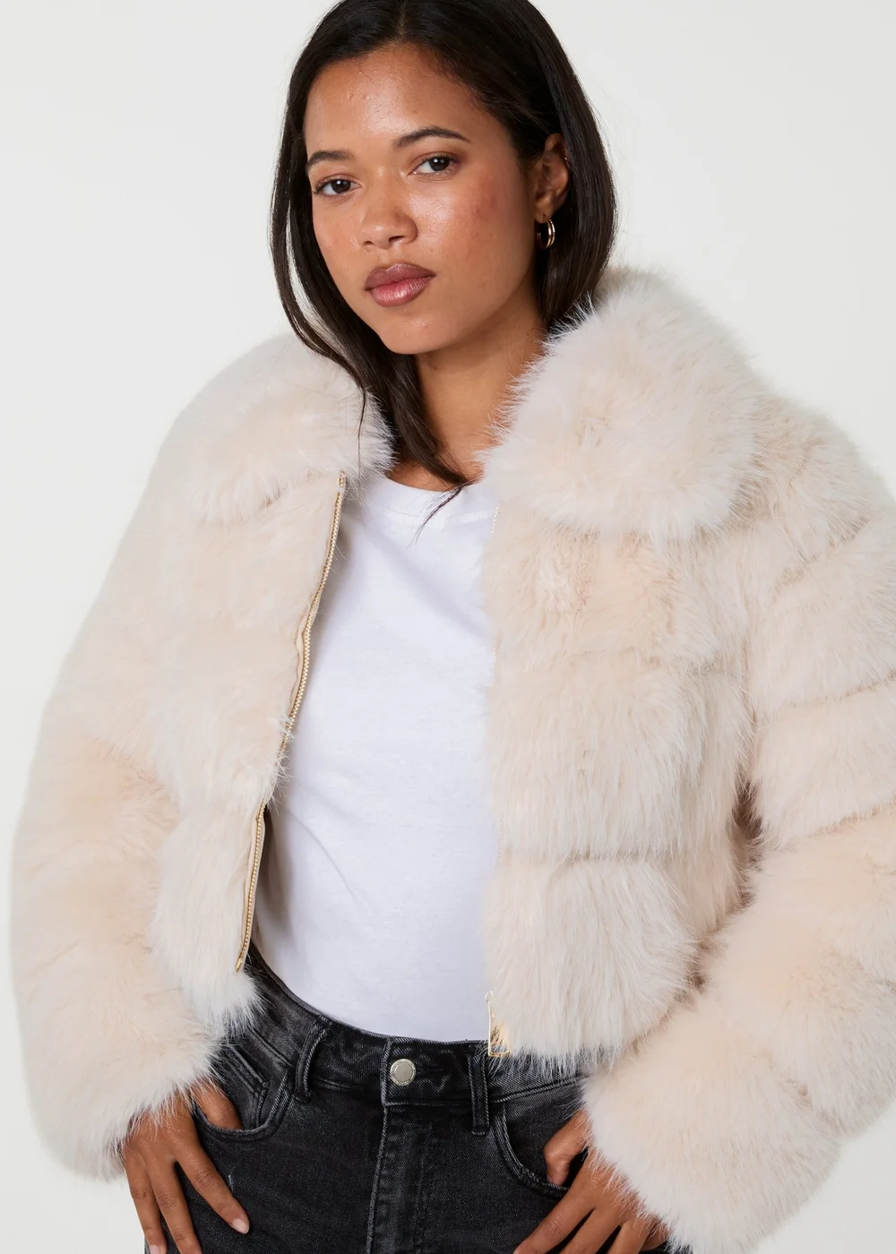 Pink Vanilla Cream Faux Fur Cropped Coat - M/L Image 4