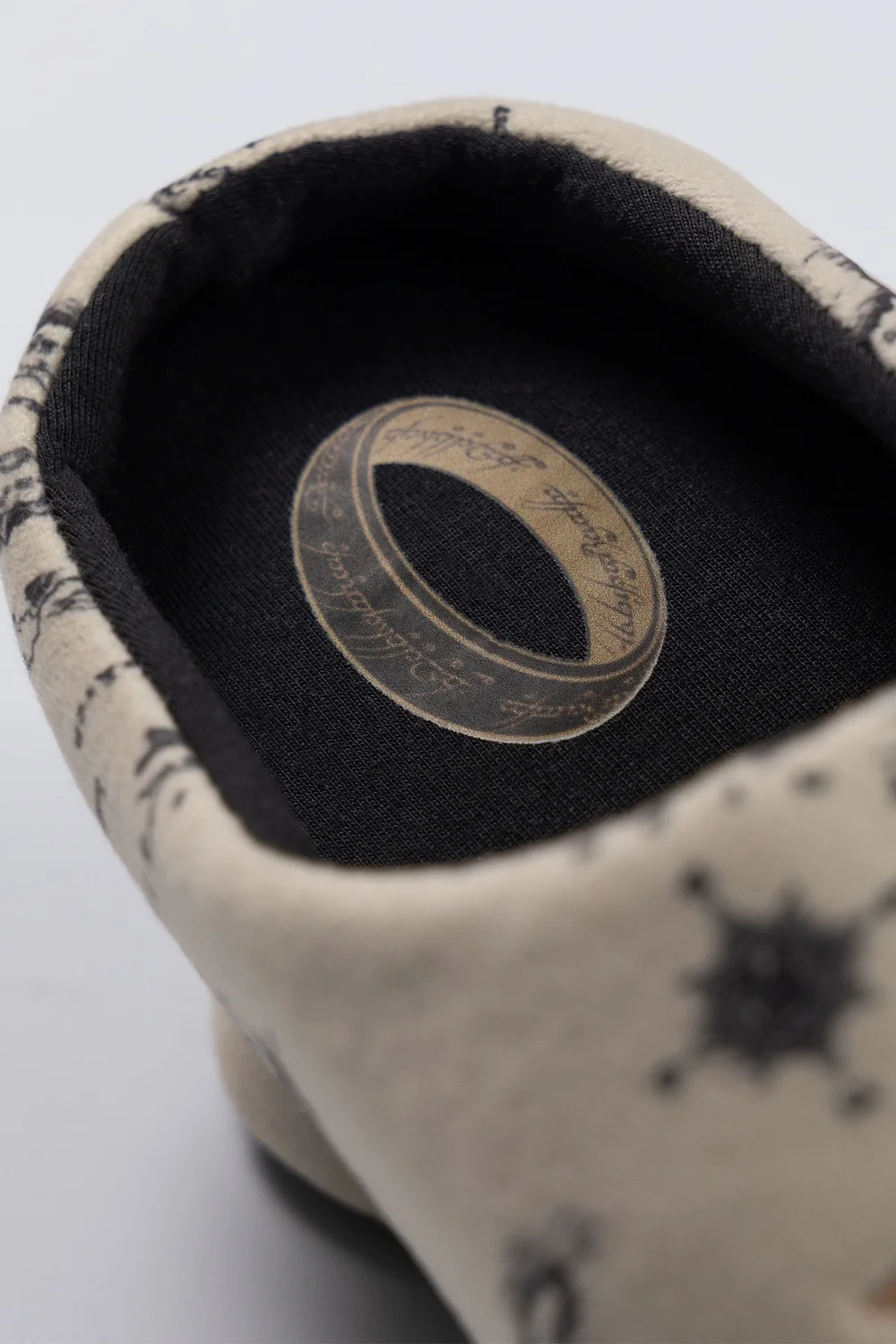 Vanilla Underground Lord Of The Rings Unisex Beige Logo Mule Slippers (3-12 UK) - 5-6 Image 3
