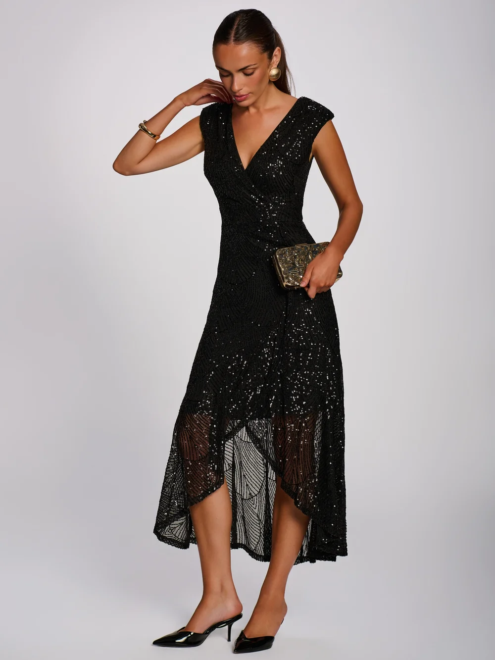 Jolie Moi Black Sequin V Neckline Maxi Dress - 20 Image 5