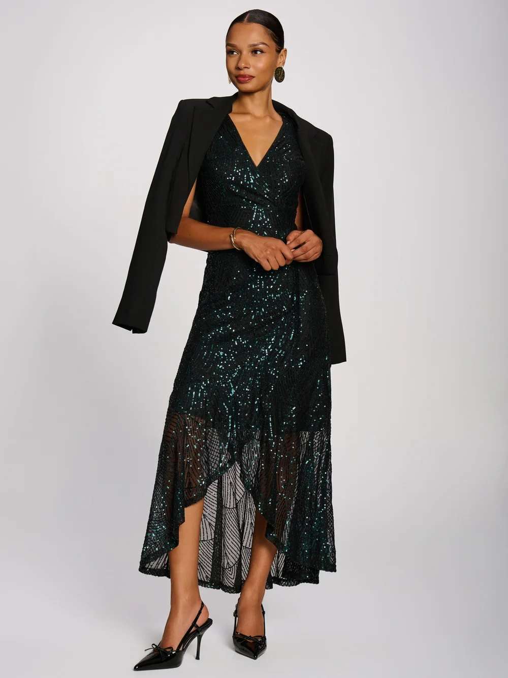 Jolie Moi Emerald Green Sequin V-Neck Maxi Dress - 20 Image 5