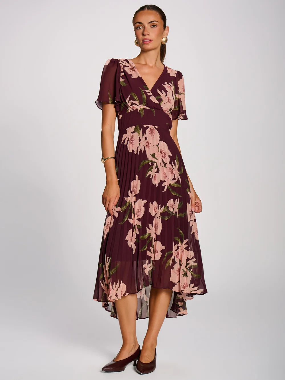 Jolie Moi Burgundy Floral Angel Sleeve Pleated Chiffon Maxi Dress - 10 Image 5