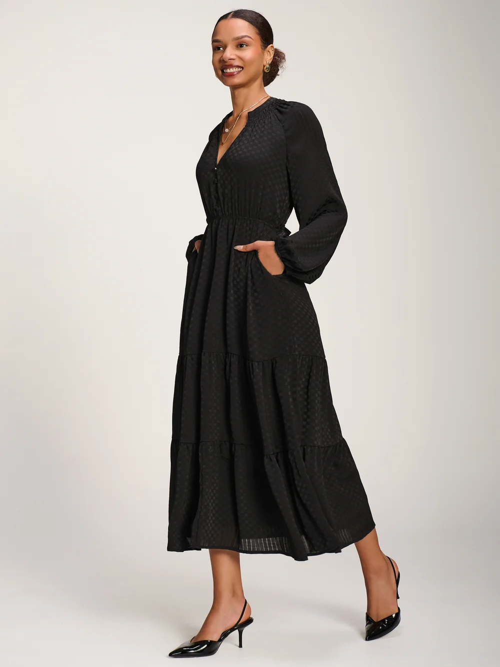 Jolie Moi Black Long Sleeve Textured Satin Midaxi Dress - 18 Image 3