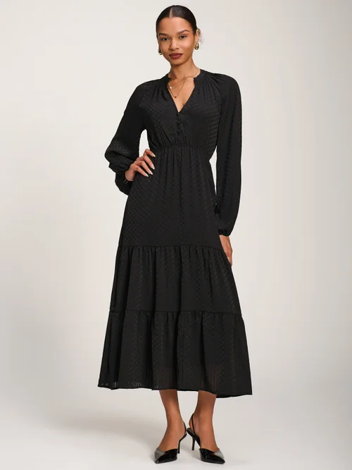 Jolie Moi Black Long Sleeve Textured Satin Midaxi Dress - 18 Image 5