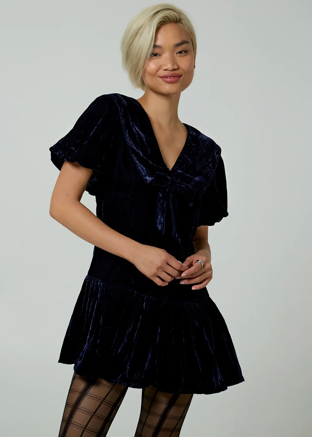 Neon Rose Navy Velvet V-Neck Collared Short Puff Sleeve Mini Dress - L Image 1
