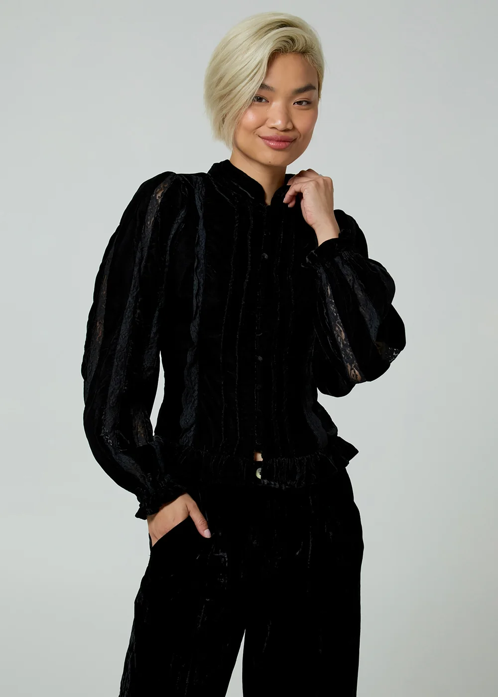 Neon Rose Black Velvet Mandarin Collar Lace Long Sleeve Blouse - S Image 4