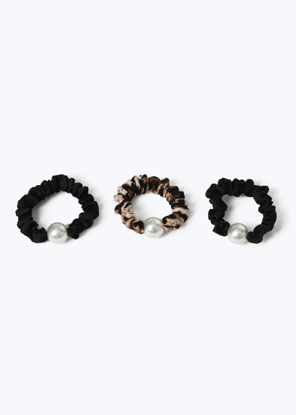Muse 3 Pack Leopard and Black Pearl Scrunchie - One Size Image 2