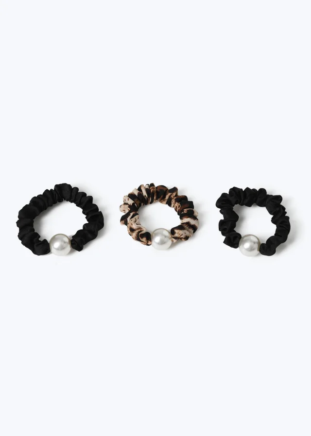 Muse 3 Pack Leopard and Black Pearl Scrunchie