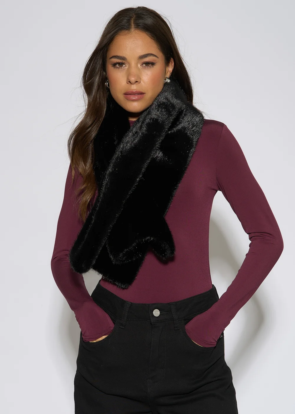 Gini London Black Faux Fur Stole - One Size Image 2