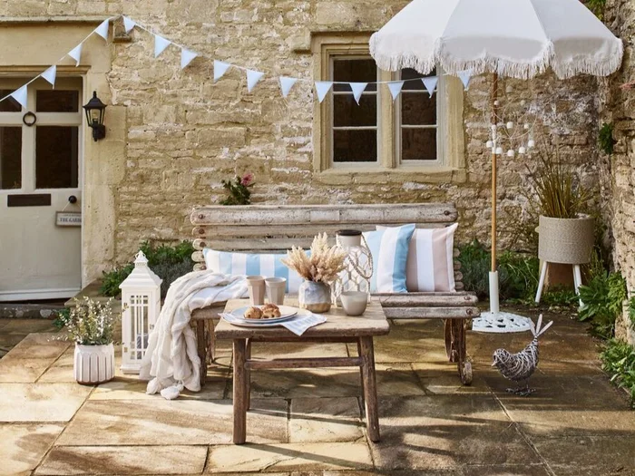 Garden Decor