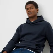 Hoodies & Sweatshirts