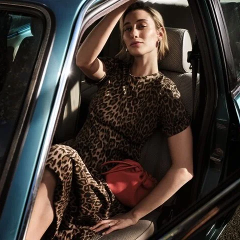 Examples of wearing patterns for Spring.