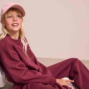 Hoodies & Sweatshirts